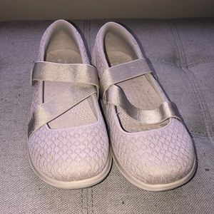 Skechers memory foam Mary Janes